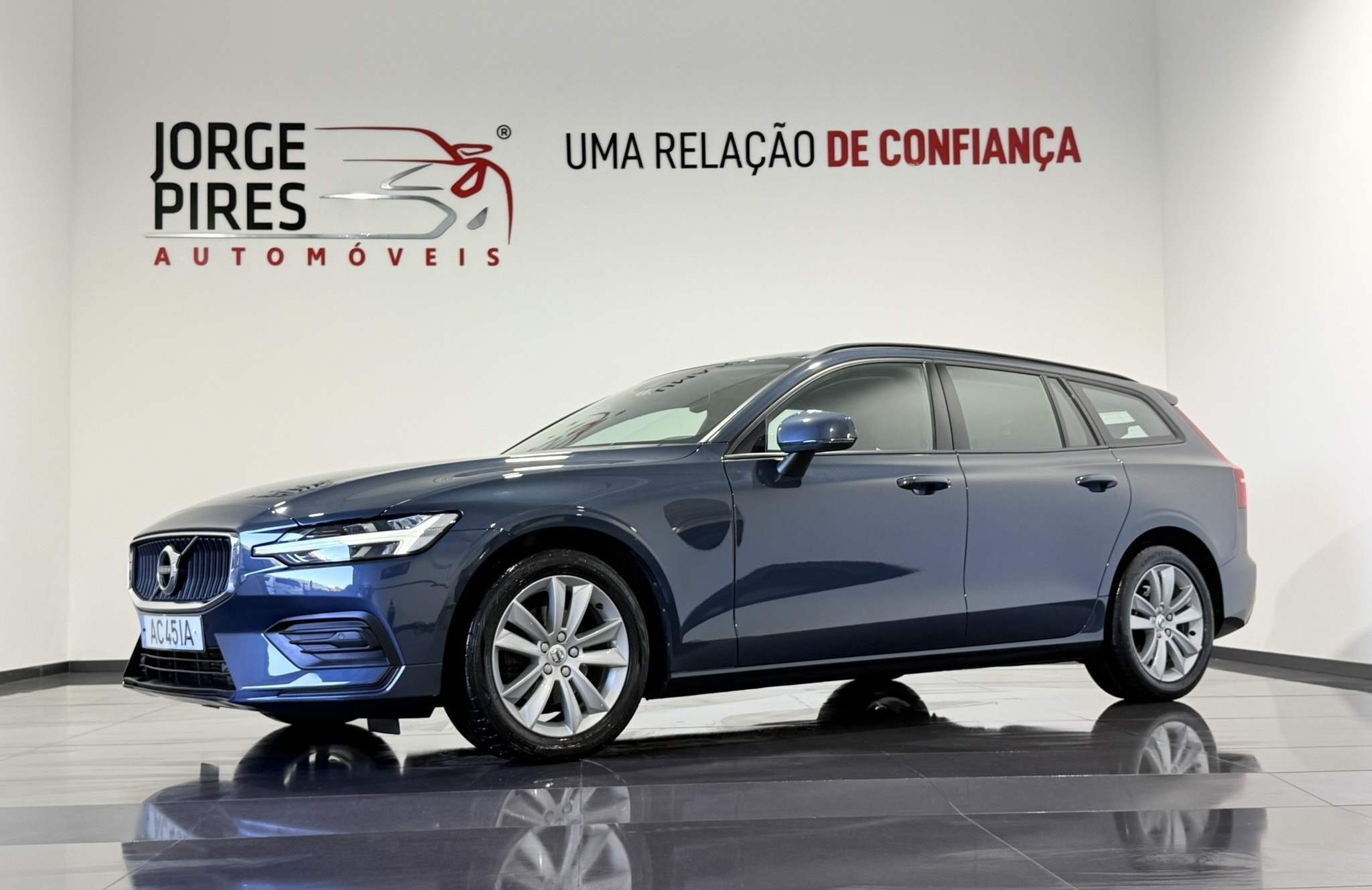 VOLVO V60 2.0 D3 MOMENTUM 150 CV