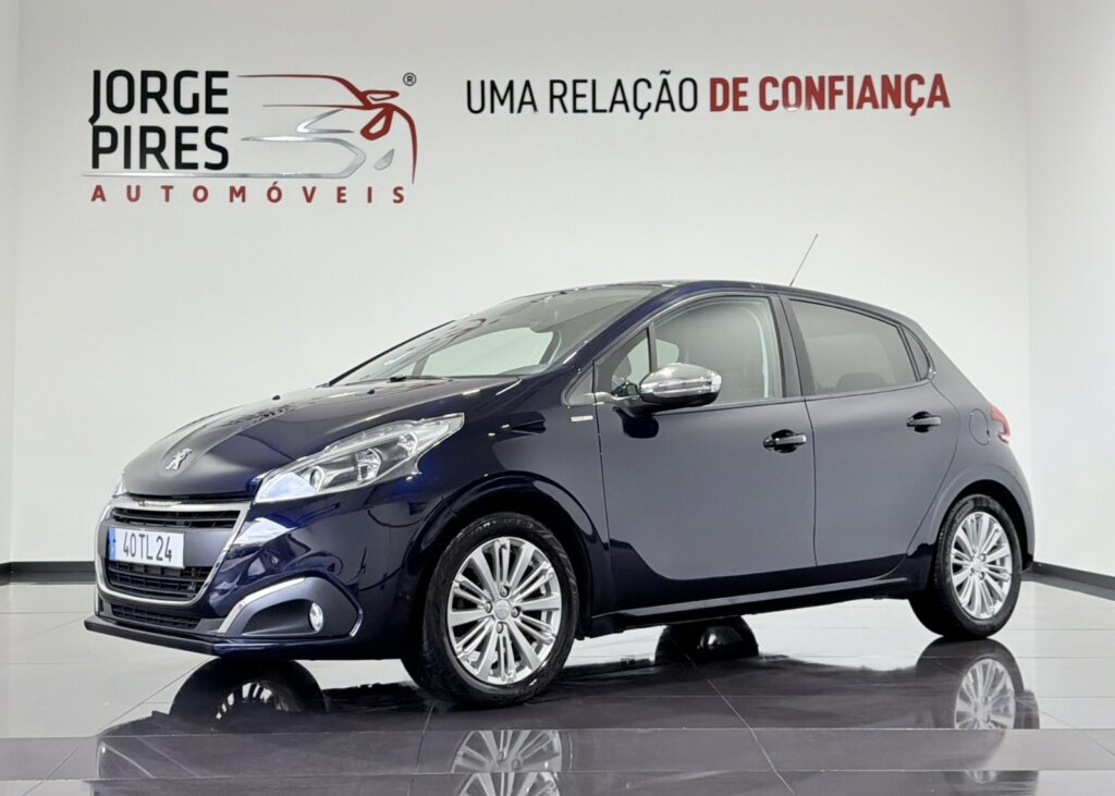 PEUGEOT 208 1.2 PureTech STYLE 82 CV